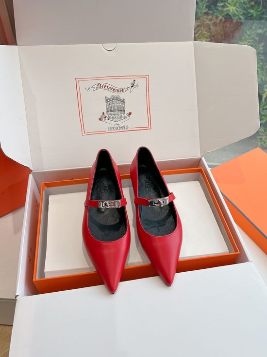Hermes Pointed Toe Hardware Accent Comfort Leather Flat Shoes