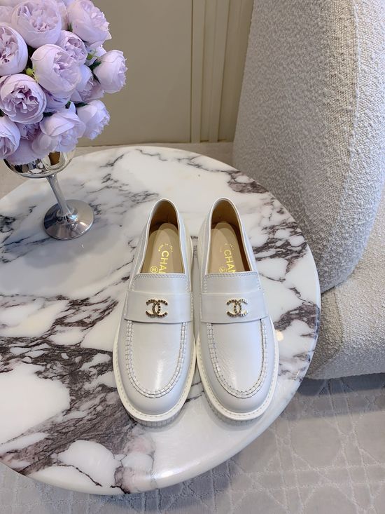 Chanel Premium Emblem Leather Loafer Non-slip Dress Shoes