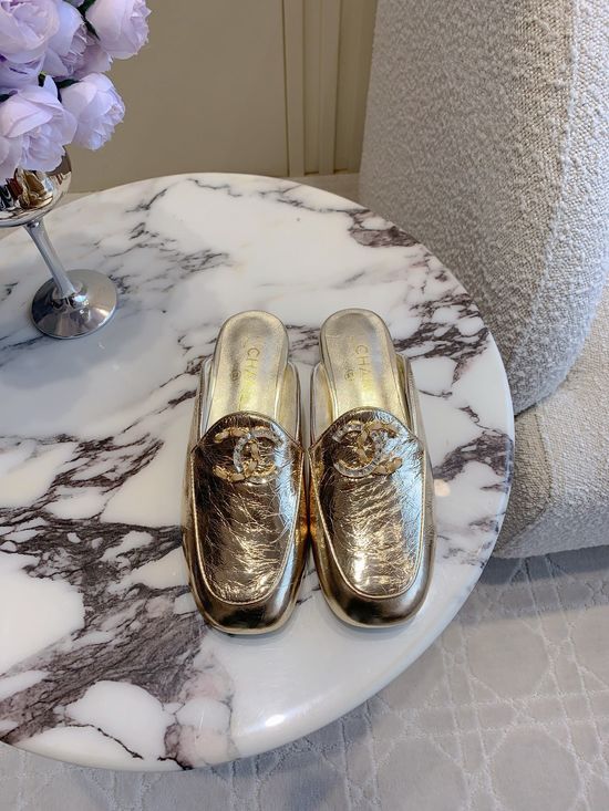 Chanel Classic Emblem Leather Loafer Casual Comfort Shoes