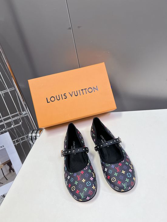 Louis Vuitton Patent Decor Soft Leather Flat Casual Shoes Comfortable