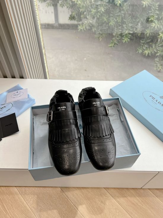 Prada Vintage Tassel Cowhide Slip On Casual Comfort Mules