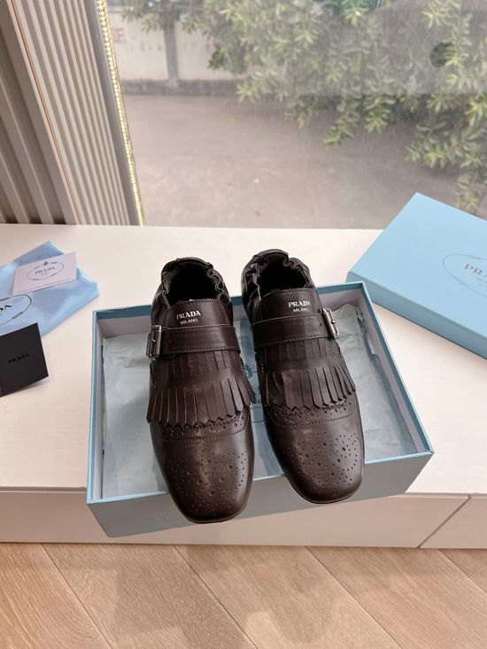 Prada Vintage Tassel Cowhide Slip On Casual Comfort Mules