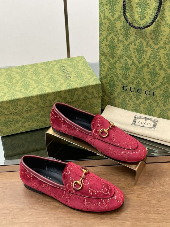 Gucci Velvet Embroidered Closed Toe Loafer Shoes