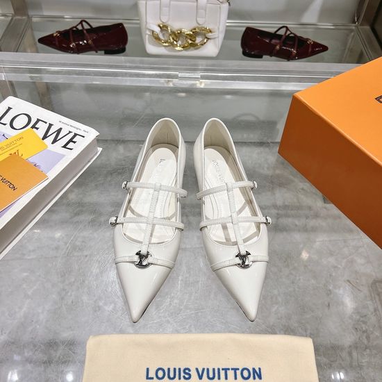 Louis Vuitton Pointed Toe Patent Leather Flat Ballet Shoes