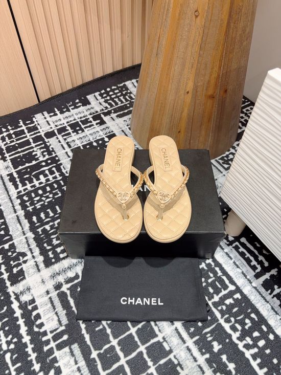 Chanel Lambskin Flip Flops with Chain Accent Leather Sole