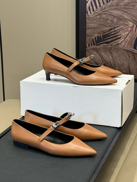 Hermes Elegant Low-Heel Pointed-Toe Pumps with Metal Buckle