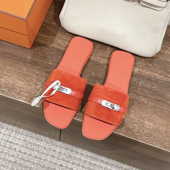 Hermes Elegant Metal Buckle Leather Sandals Durable Stitched Sole