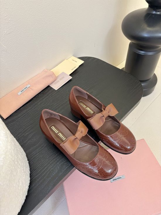 Miu Miu Bow Detail Patent Leather Round Toe Loafers