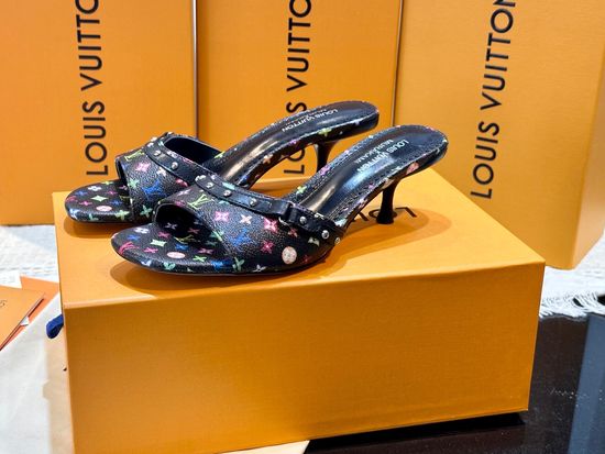 Louis Vuitton Premium Classic Comfy Mid Heel Daily Shoes