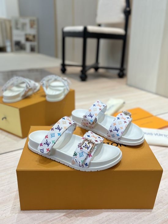 Louis Vuitton Embossed Pattern Adjustable Magic Tape Slippers