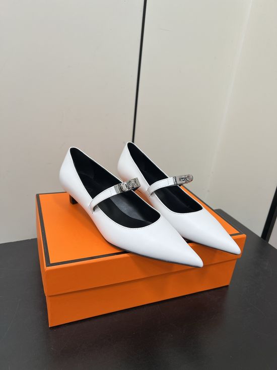 Hermes Pointed Toe Low Heel Pumps With Decorative Hardware