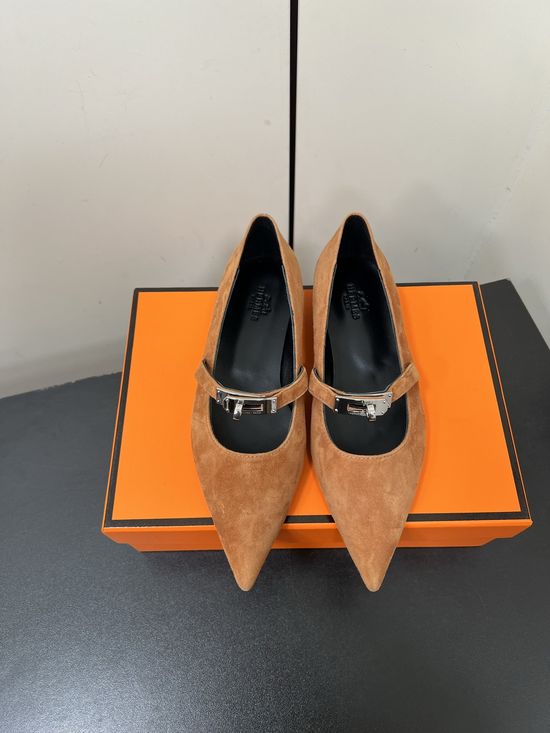 Hermes Pointed Toe Low Heel Pumps With Decorative Hardware