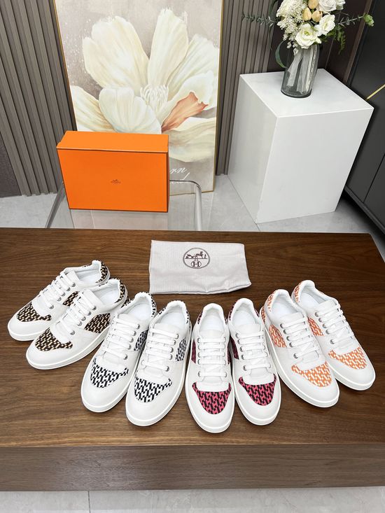 Hermes Lightweight Comfort Mesh Lace-Up Flat Casual Sneakers