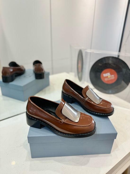Prada All-Match Stunning Shoes with Superb Craftsmanship
