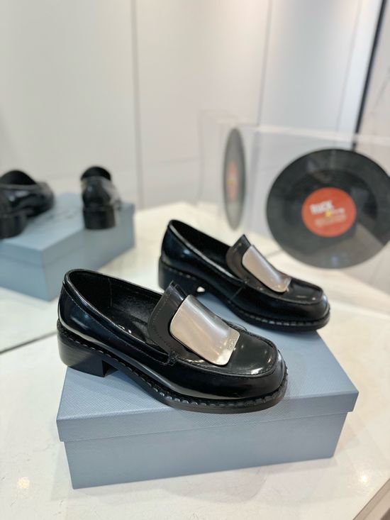 Prada All-Match Stunning Shoes with Superb Craftsmanship