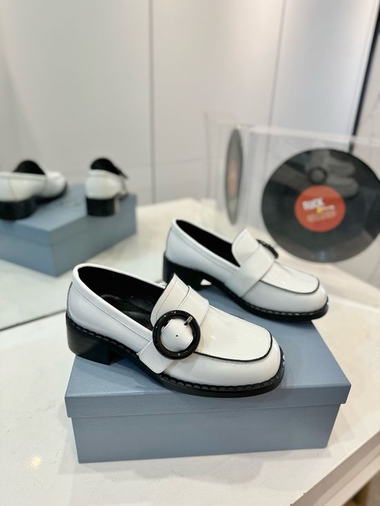 Prada All-Match Stunning Shoes with Superb Craftsmanship
