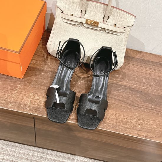 Hermes Minimalist Leather Mid Heel Dress Sandals
