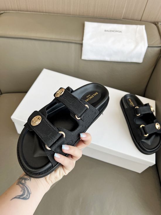 Balenciaga Premium Casual Sneakers with Exquisite Craftsmanship