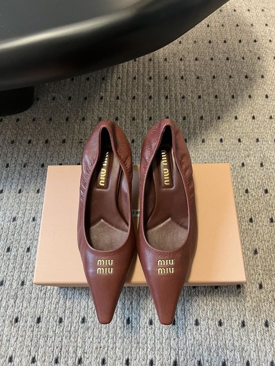 Miu Miu Pointed Toe High Heels Comfortable Elegant Formal Footwear