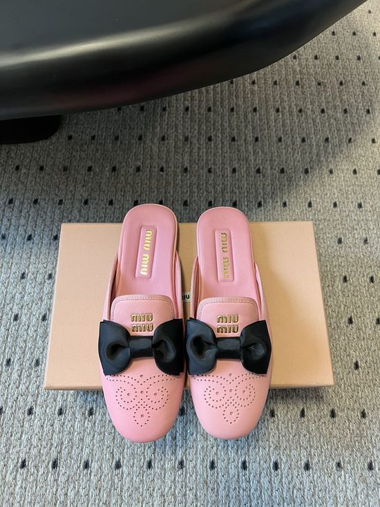 Miu Miu Velvet Bow Decor Comfortable Flat Loafer Shoes