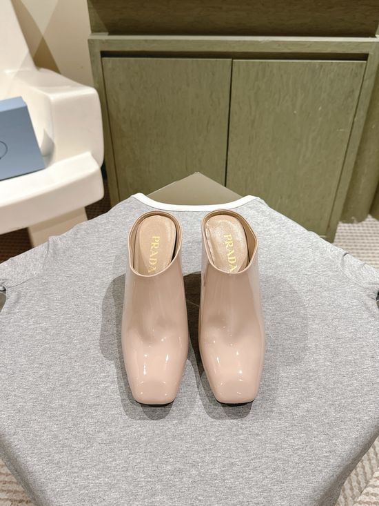 Chanel Mary Jane Patent Leather Buckle Genuine Leather Shoes