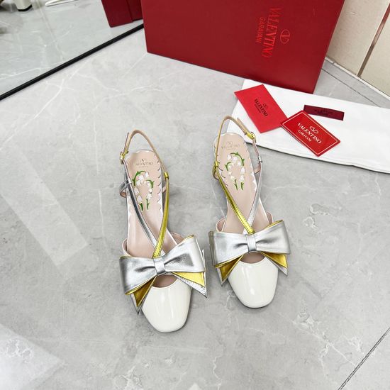Valentino Bow Decorated Leather Mid Heel Sandals Elegant Shoes