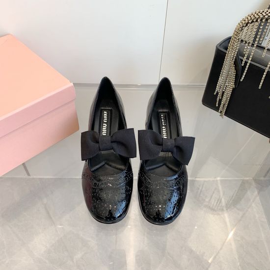 Miu Miu Bow Decor Chunky Heel Mary Jane Leather Shoes