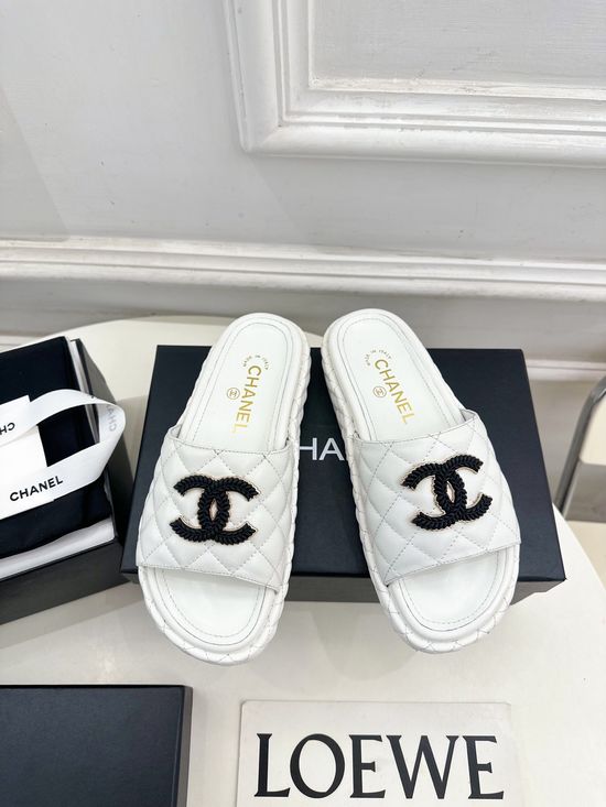 Chanel Quilted Buckle Thick Sole Casual Slip On Slippers