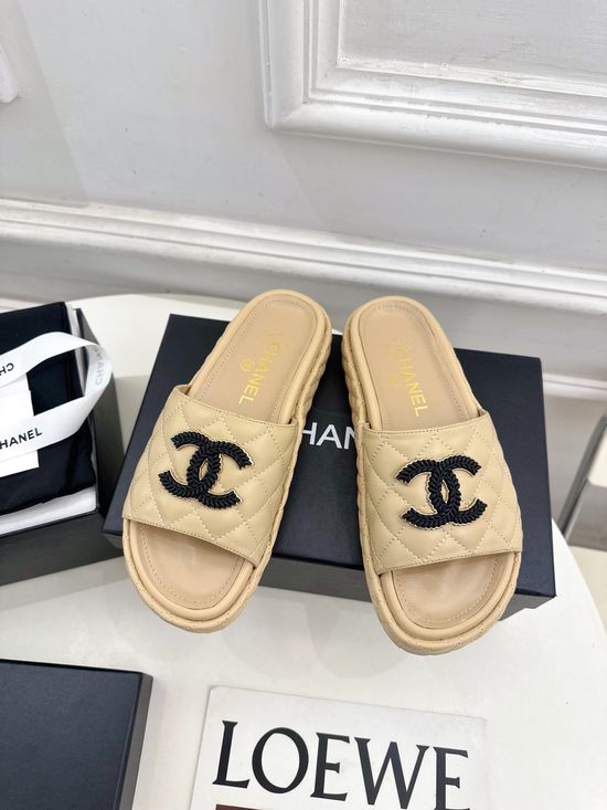 Chanel Quilted Buckle Thick Sole Casual Slip On Slippers