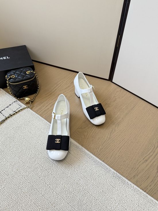 Chanel Elegant Comfortable Mid Heel Casual Versatile Daily Shoes