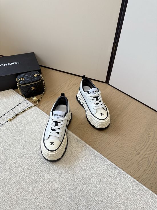 Chanel Elegant Comfortable Mid Heel Casual Versatile Daily Shoes