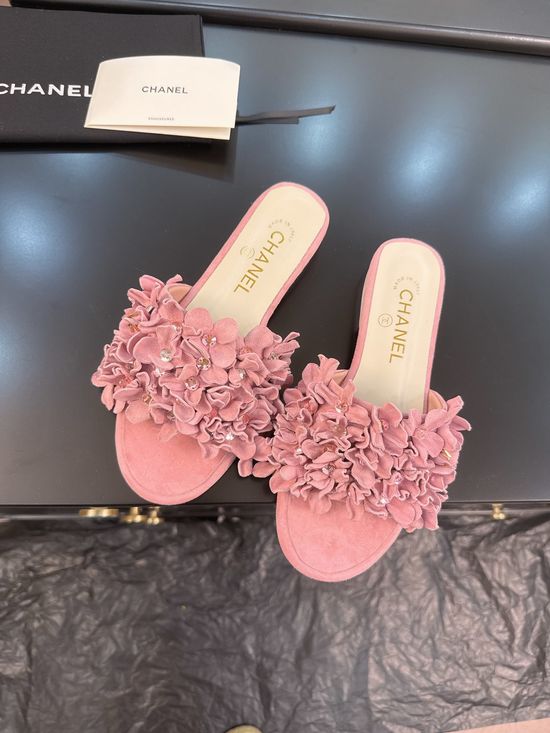 Chanel Premium Genuine Leather Low Heel Comfort Slides