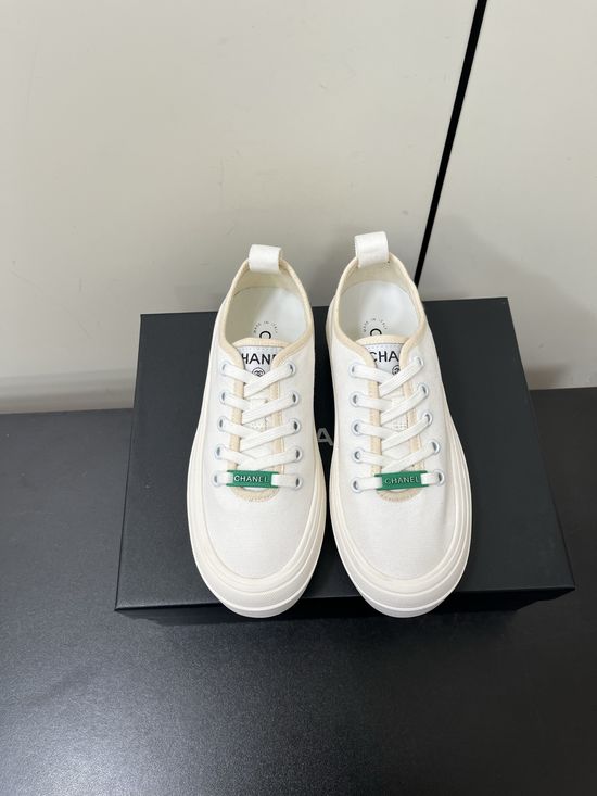 Chanel Color Block Canvas Low Top Sneakers With Rubber Sole