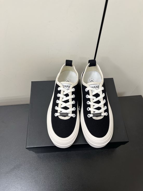 Chanel Color Block Canvas Low Top Sneakers With Rubber Sole