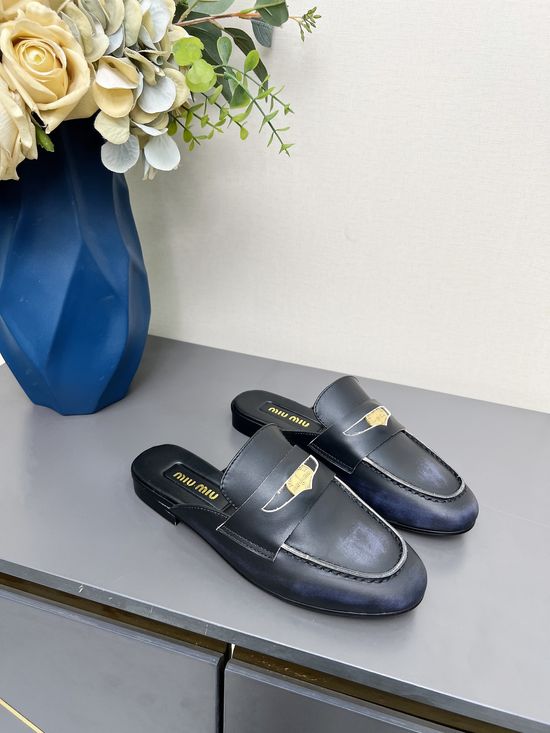 Miu Miu Classic Mule Loafers Retro Coin Decor Soft Insole