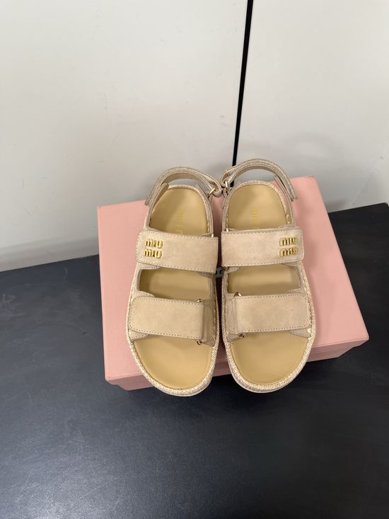 Miu Miu Raffia Trim Hook And Loop Fastener Casual Sandals