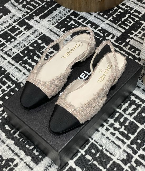 Chanel Tweed Slingback Sandals Two Tone Design Elegant Daily Footwear