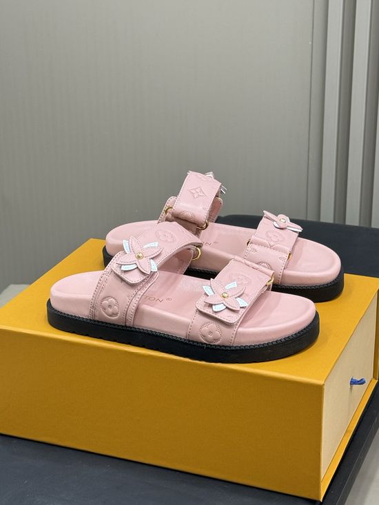 Louis Vuitton Classic Stylish Slip On Casual Comfortable Daily Wear Mules