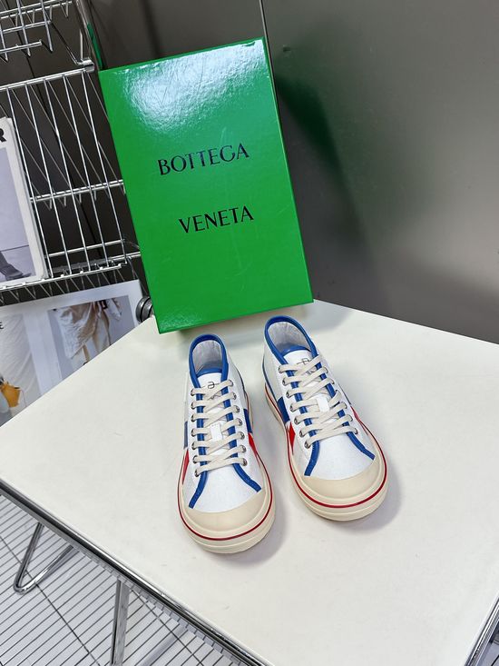 Bottega Veneta Vintage Style Leather-trimmed Canvas Casual Comfort Sneakers