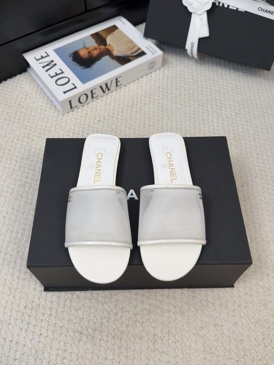 Chanel Classic Mesh Casual Shoes With Chain Decor And Quality Packaging