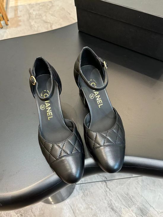 Chanel Elegant Chunky Heel Sheepskin Leather Dress Shoes