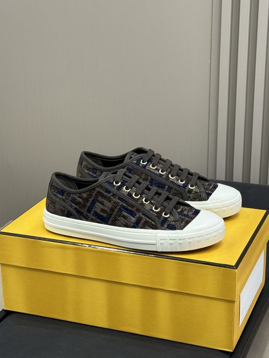 Fendi Classic Printed Canvas Shoes Comfortable Versatile Footwear