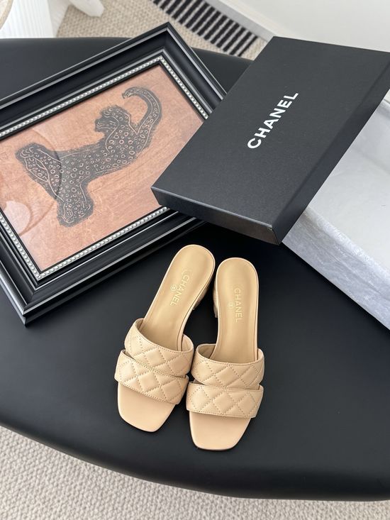 Chanel Cute Decor Soft Leather Comfortable Mary Jane Slides