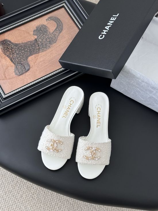 Chanel Quilted Texture Non-slip Genuine Leather Sole Slides
