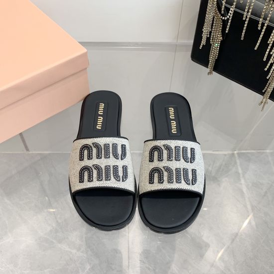 Miu Miu Woven Logo Comfortable Casual Slides