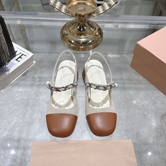 Miu Miu Color-block Leather Medium Heel Mary Jane Shoes