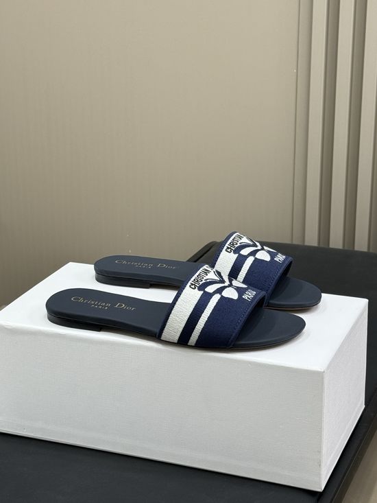 Christian Dior Embroidered Upper Leather Lined Casual Slides