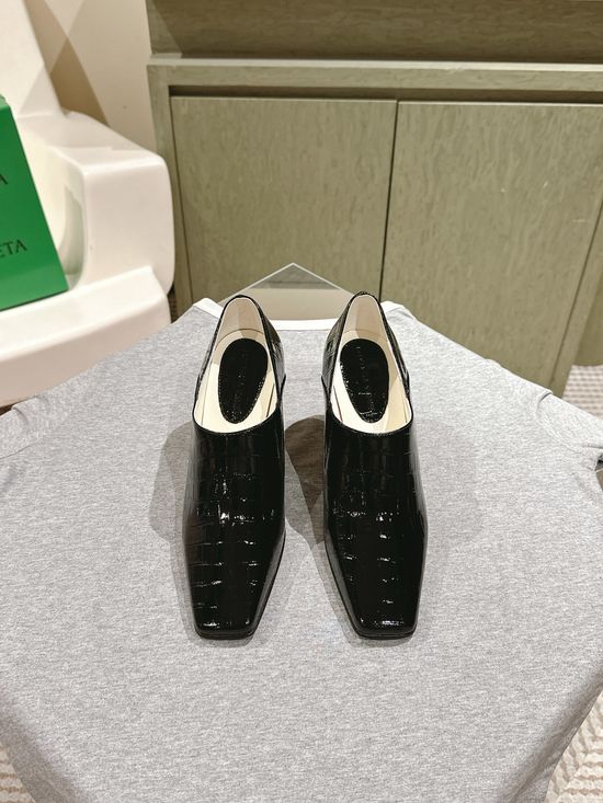 Bottega Veneta Classic Stiletto Heels With Soft Upper