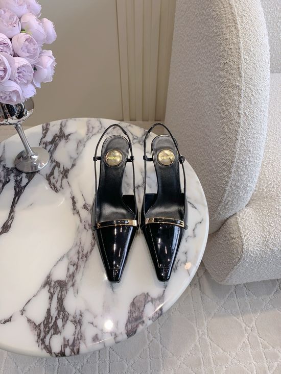 Yves Saint Laurent Sophisticated High-heeled Open-toe Shoes with Metal Buckles