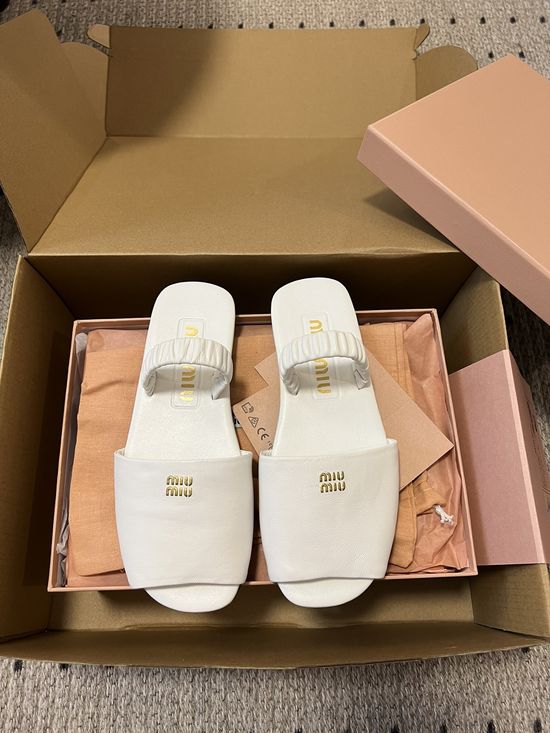 Miu Miu Slip-On Casual Sandals Comfortable All-Match
